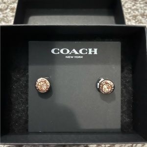 Open Circle Stone Stud Earrings